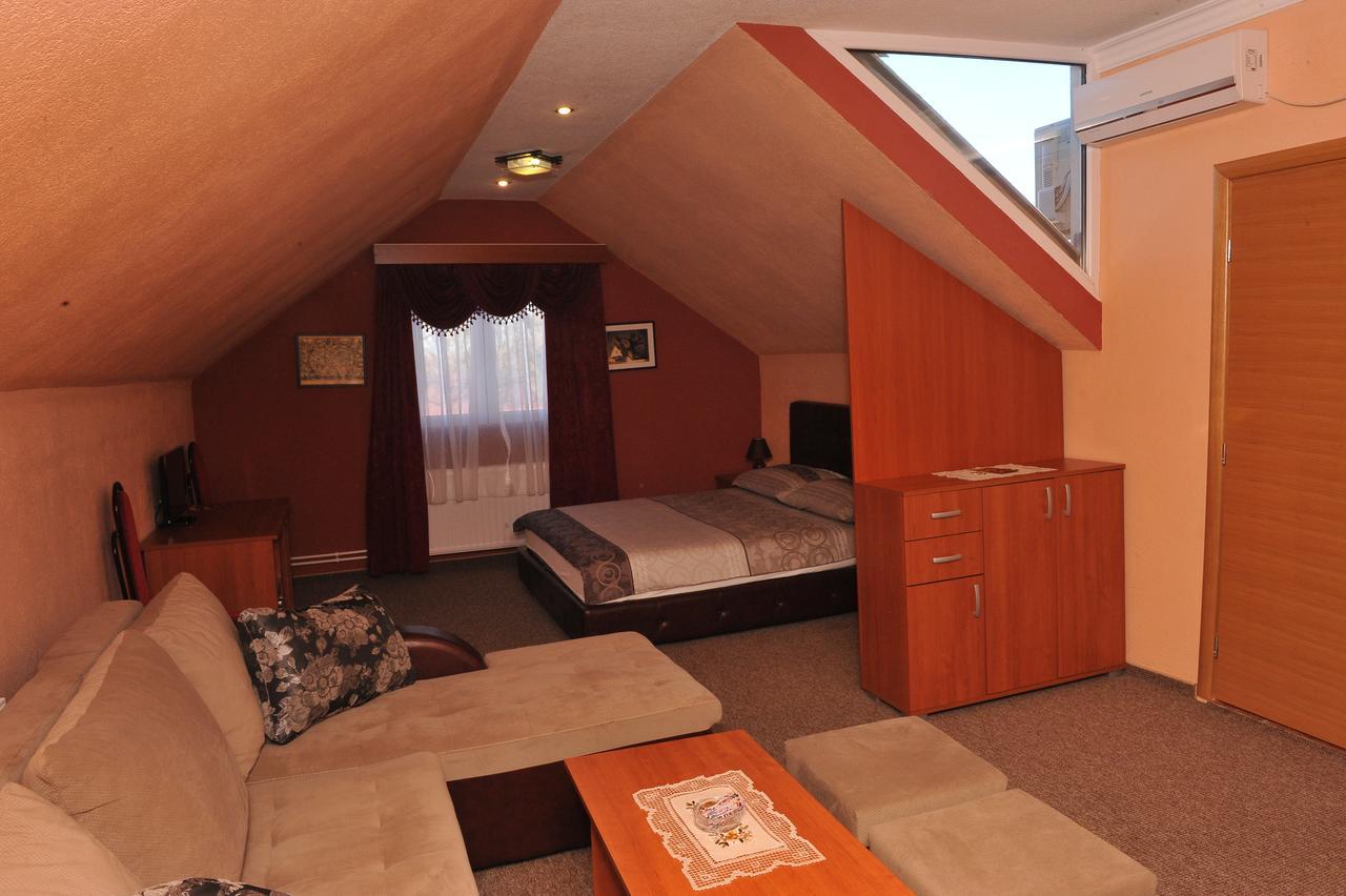 Hotel Drumski Raj Svilajnac Dış mekan fotoğraf