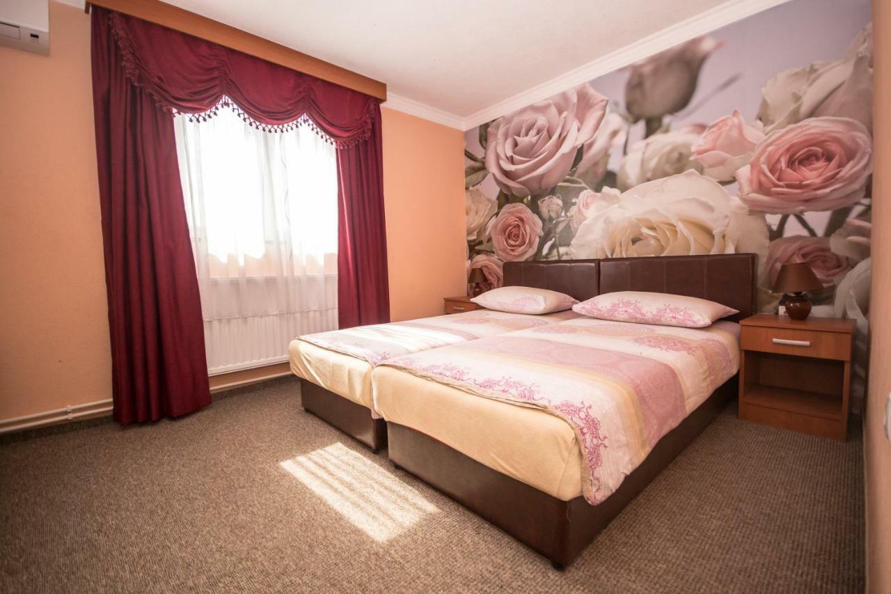 Hotel Drumski Raj Svilajnac Dış mekan fotoğraf